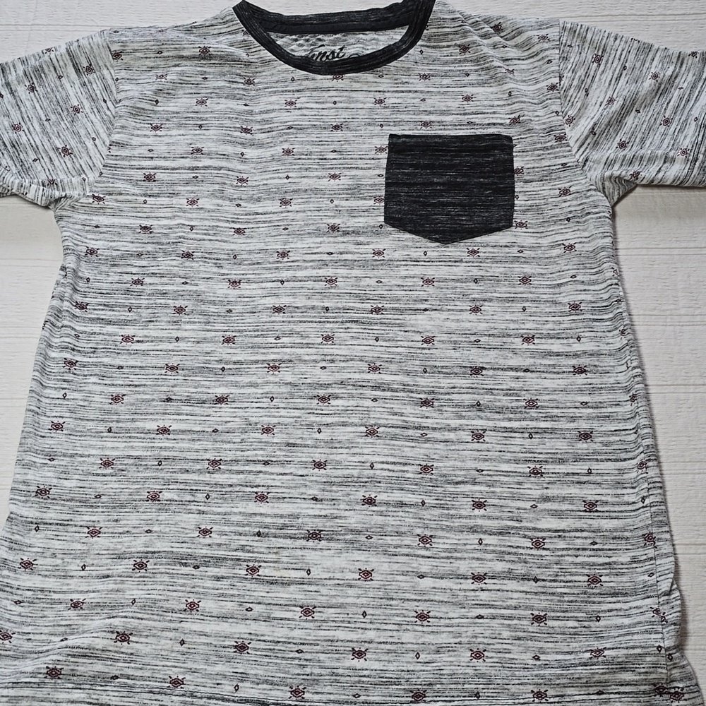 First Wave Picket Short Sleeve Tee Boys Size 10/12